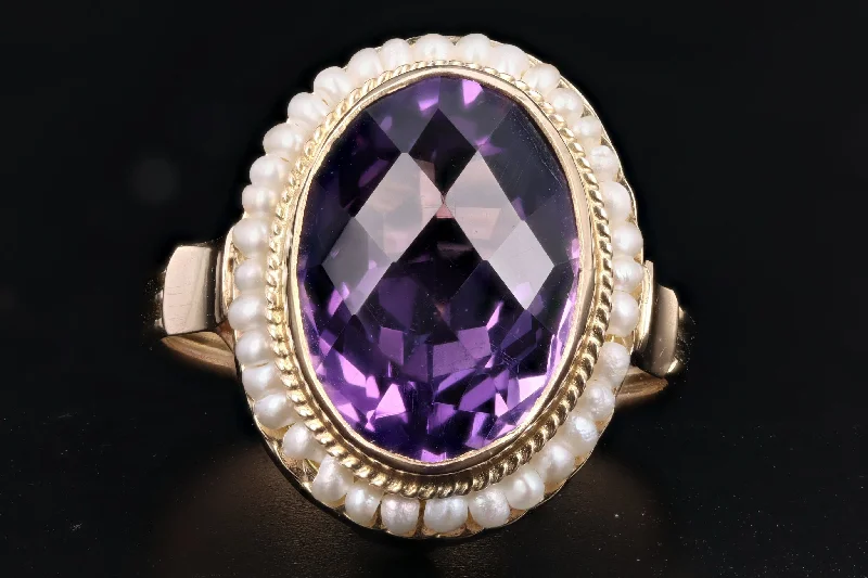 Vintage 14K Yellow Gold 4.15 Carat Amethyst & Pearl Ring