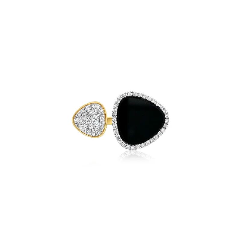 Diamond and Onyx Spade Ring