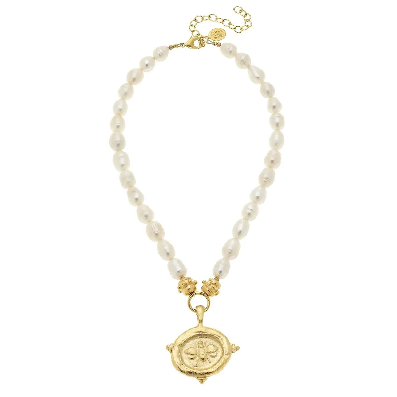 Bee Intaglio Pearl Necklace