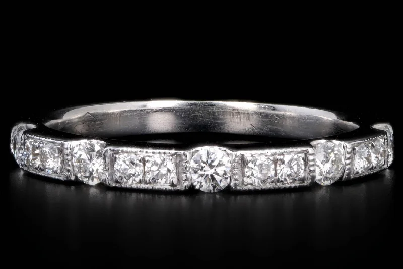 18K White Gold .25 Carat Total Weight Diamond Wedding Band