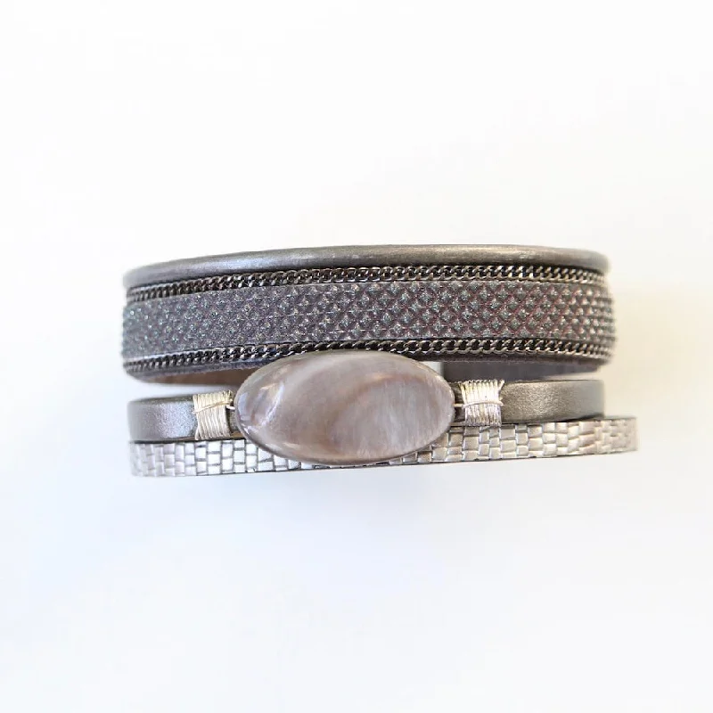 MULTI STRAND TEXTURED LEATHER WITH OVAL ABALONE BRACELET