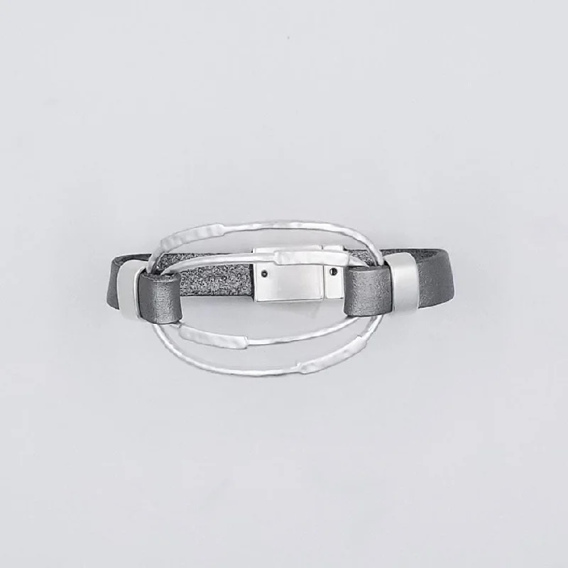 MATT RHODIUM SILVER  AND LEATHER BRACELET