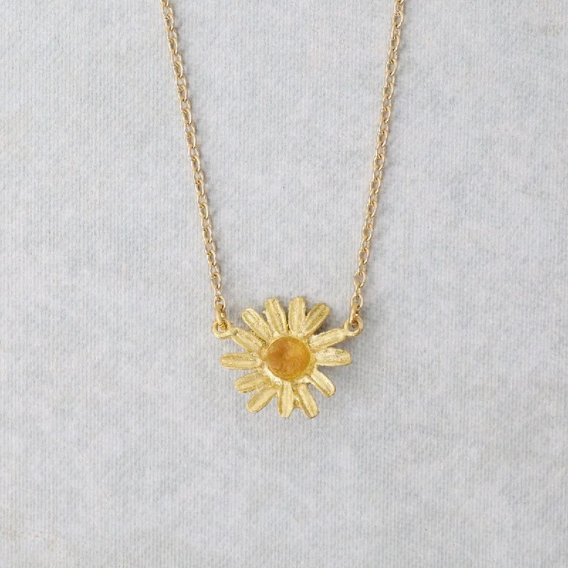 Golden Daisy Single Flower Pendant