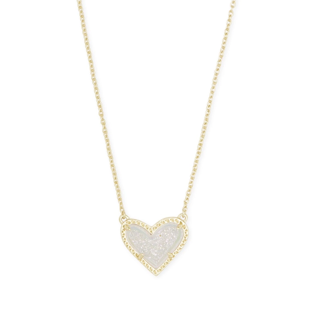 Kendra Scott Ari Heart Short Pendant Necklace